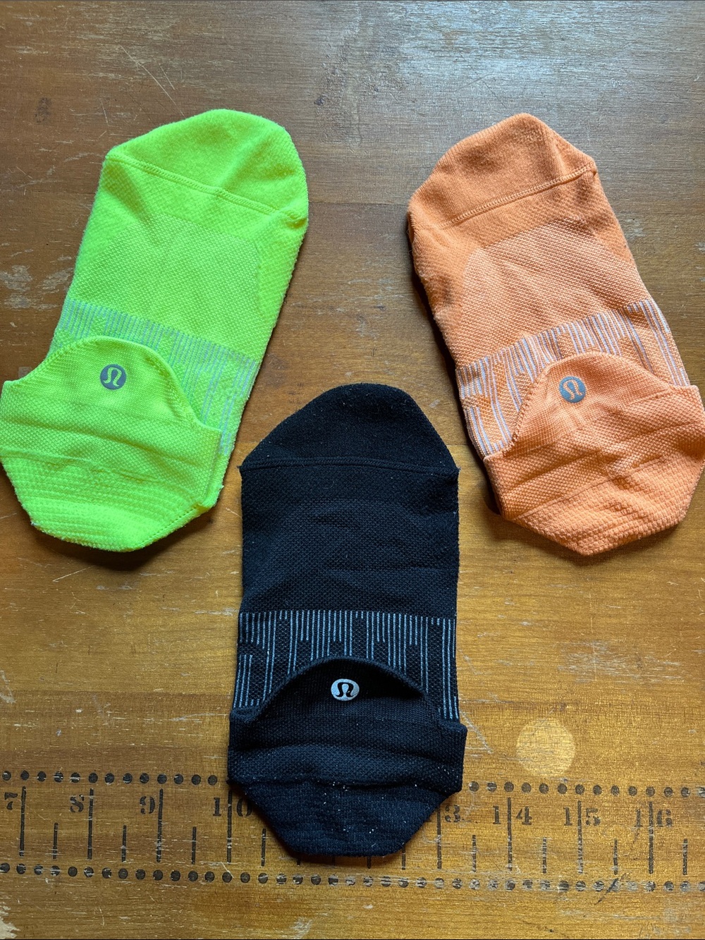 Set/3 LULULEMON M-L Black Orange Neon Daily Stride No Show Socks Logo